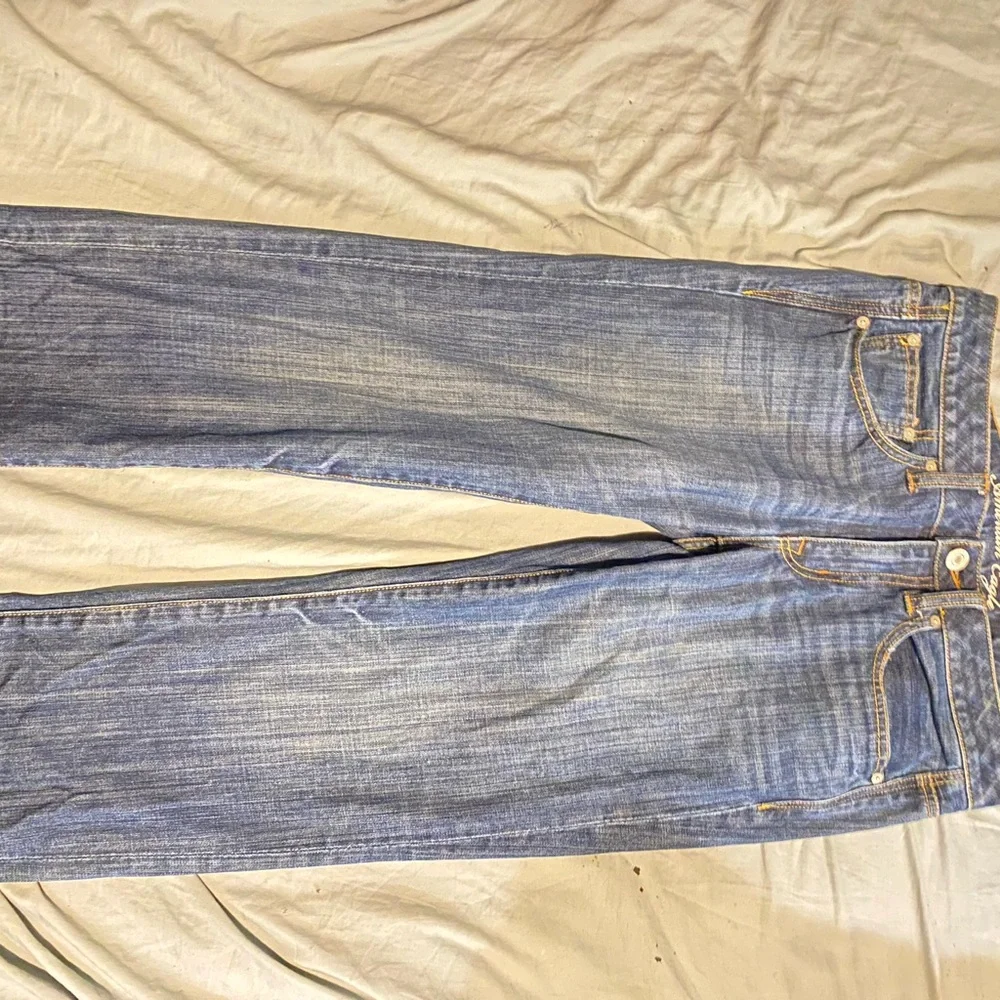 AMERICAN EAGLE Boy Fit Dark Wash Mid Rise Relaxed Cropped Jean Women's 6 - Picture 4 of 7